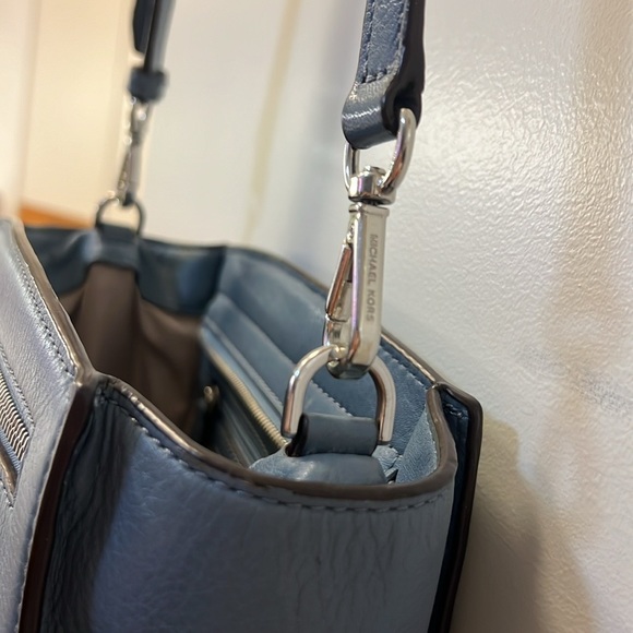 MICHAEL KORS Crossbody - Picture 2 of 6